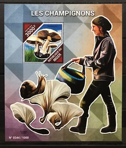 Les Champignons/Funghi/Funghi - francobolli - Timbri - Francobolli - MNH** BJ - Foto 1 di 1