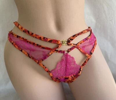 Tanga Panty Victoria’s Secret Mediana Tropical Muy Sexy Foto 1 de 4