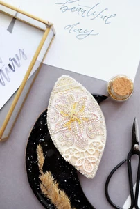 DIY Jewelry making kit "A little puzzle", Seed beaded brooch, Bead Embroidery - Picture 1 of 6