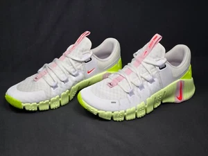 Nike Free Metcon 5 Women's Multi Sizes White Crimson Shoes DV3950-104 NBY - Picture 1 of 8