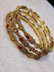 Vergoldete rot goldene 3-teiliges Armreifen Set indische/pakistanische Braut/Partykleidung (105) - Bild 1 von 4