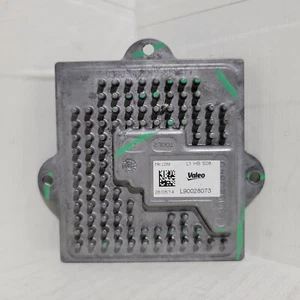💥 2013-2019 GMC Acadia Corvette Enclave Headlight Ballast Module L90028073 OEM - Picture 1 of 2