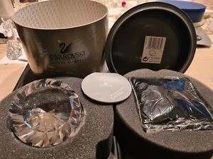 PISAPAPELES SWAROVSKI CRISTAL GRANDE 'CHATÓN/DIAMANTE' NUEVO PRECIO DE VENTA SUGERIDO POR EL FABRICANTE 125 £ - Imagen 1 de 4