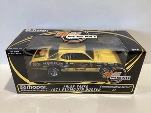 1/18 Mopar Arlen Vanke 1971 Plymouth Duster Series #7 - Bild 1 von 2