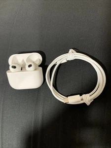 Apple AirPods 3rd generation w/Lightning Charging Case + Cable - A2564 ✅ - Picture 1 of 8