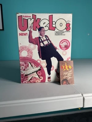 Caja de cereales para desayuno Urkel-Os 1991 vintage Steve Urkel - con premio libro abatible Foto 1 de 4