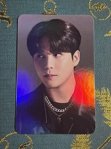 ATEEZ WORLD TOUR JONGHO The Real Holo pc Towards the light - Picture 1 of 3