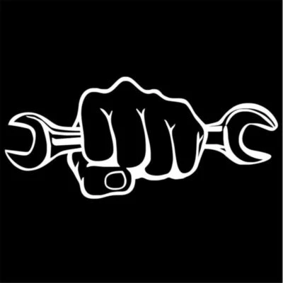 2x Mecánico Sosteniendo Una Llave Reflectante Coche Calcomanía Ventana Pared Adhesivo Extraíble Foto 1 de 4