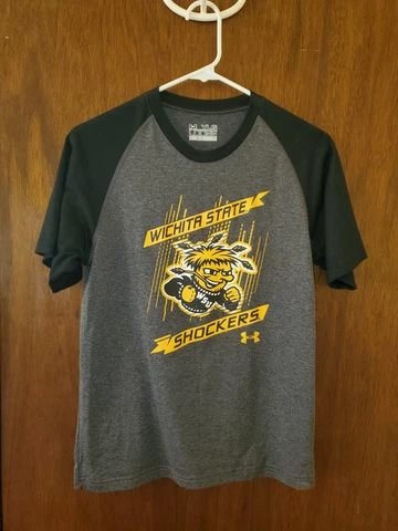 Under Armour Wichita State Shockers T Shirt Sz Youth Large EUC Cover