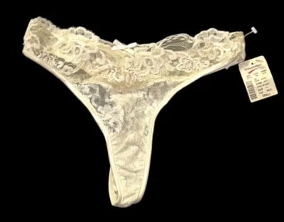 Bragas tanga de nailon de encaje sedoso marfil para mujer Gaviota Thalhimers S nuevas con etiquetas Foto 1 de 4