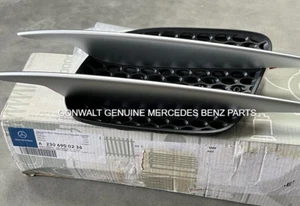Mercedes Benz Genuine SL65 AMG SL500 SL55 AMG 03-09 Right Grille OE 2306900236 - Foto 1 di 3