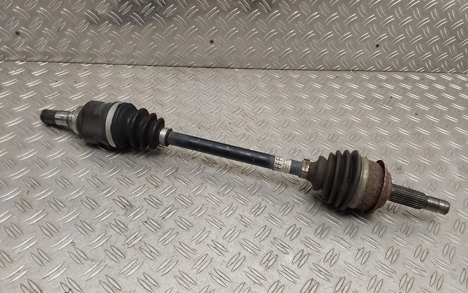 Toyota Yaris 2016 Front Left Driveshaft Front 434200D480 Petrol 73kW - Image 1 of 4