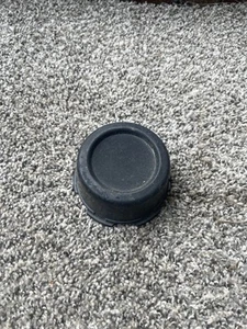 86-97 Nissan Hardbody D21 Hard Body Center Caps Pair 14” 15” Used (Only 1) - Picture 1 of 4