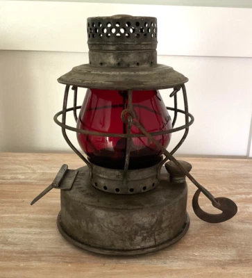 Antique Handlan St. Louis C.T. & E.S. Co. Lantern w/original Red Handlan Globe - Image 1 of 4