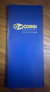Catalogo Corgi Collezionismo Pamplet 2006 Auto Aerei Carri Armati Batman Camion Raro - Foto 1 di 4