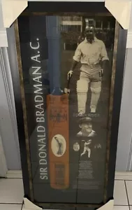 DON BRADMAN SIGNED AND FRAMED BAT - Picture 1 of 2