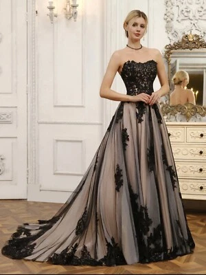 Strapless Tulle Black Ball Gown / Wedding Dresses size 8 - Image 1 of 4