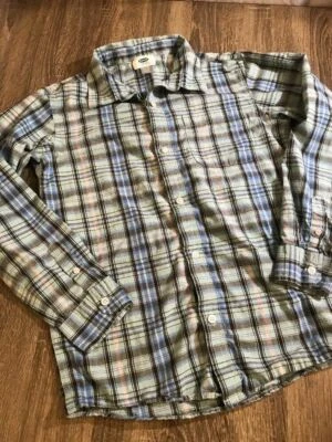 Youth Boys Old Navy Long Sleeve Button Up Blue and Green Size XL 14-16 Bin 1 - Image 1 of 4
