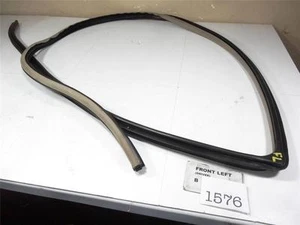 1998-2002 honda accord 2dr driver door seal rubber weatherstrip oem 98ha1 - Picture 1 of 3