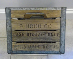 1960 - Cassa pubblicitaria Hood Dairy - Scatola latte in legno New England, legno massello di rovere - Foto 1 di 10