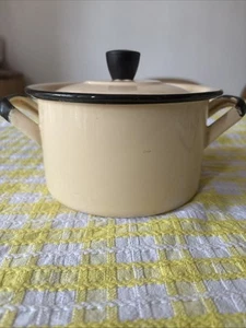 Vintage Double Handled Yellow Cream Black Enamel Stock Pot Pan Saucepan Lid 14cm - Picture 1 of 11