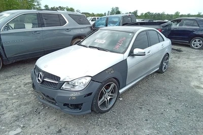 Mercedes-Benz Clase C 2012 transmisión automática OEM 130 k millas - LKQ384016614 Foto 1 de 4