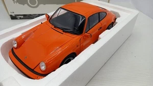 MIN100063025 Minichamps Porsche 911 Carrera Coupè 3.2 1983 1/18 - Foto 1 di 7