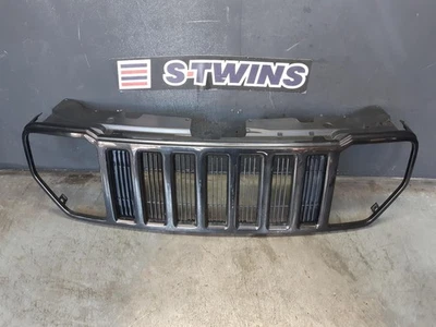 JEEP CHEROKEE GRILLE KK, 02/08-10/12 08 09 10 11 12 - image 1 of 4