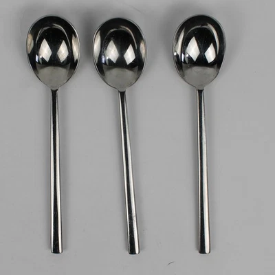 Lot of 3 Cambridge Silver Emerge Pattern Oval Soup Spoons 18/10 Stainless 8.25" - Image 1 of 4