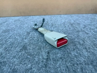 INFINITI M35H M37 M56 Q70 2011-2019 OEM CONJUNTO HEBILLA ASIENTO CONDUCTOR DELANTERO IZQUIERDO BEIGE Foto 1 de 4