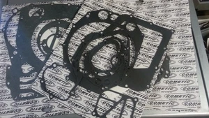 Suzuki GSXR1100 H Cometic Dichtungssatz unten - Bild 1 von 1