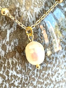 Beautiful Baroque Genuine Freshwater Pearl Bead and Ball Necklace in Gold - Picture 1 of 7