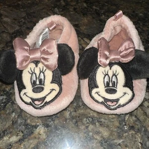 H&M Minnie Mouse Baby Girl Soft Slippers Dust Pink Shoes Non Slip Size 0 Disney - Picture 1 of 12