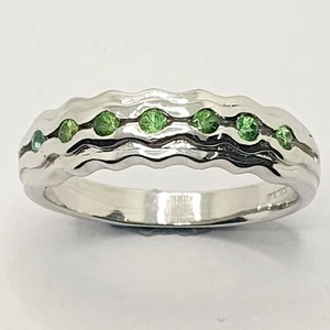 9ct Wave Peridot Eternity Seven Stones Band Yellow Gold Ring Size N Hallmarked - Picture 1 of 24