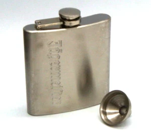 Jägermeister Flachmann Stainless Steel 6oz Schriftzug gestanzt Edelstahl Likör - Bild 1 von 4