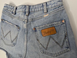 Billabong x Wrangler Showdown Denim Shorts Women 26 Denim Cut off High Waisted - Picture 1 of 10