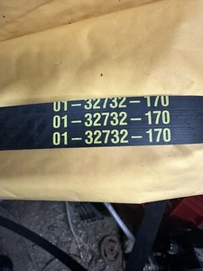 FREIGHTLINER BELT 8RIB, EPDM-POLY, 206 01-32732-170, OEM Freightliner - Foto 1 di 3