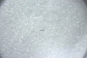 1101.01 - 1 OUNCE CLEAR BULLSEYE GLASS FINE FRIT 90 COE FUSIBLE - Picture 1 of 1