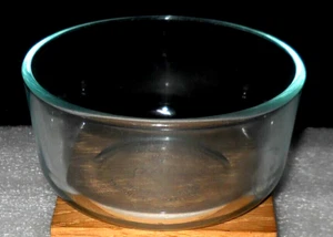 Pyrex Aqua Tint Glass Bowl - Picture 1 of 5