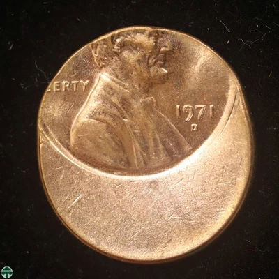 Mint Error: Offcenter Strike - 1971-D Lincoln Memorial Cent - Image 1 of 2