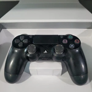 Sony PlayStation 4 PS4 Dualshock 4 Controller Black CUH-ZCT2U - Picture 1 of 3