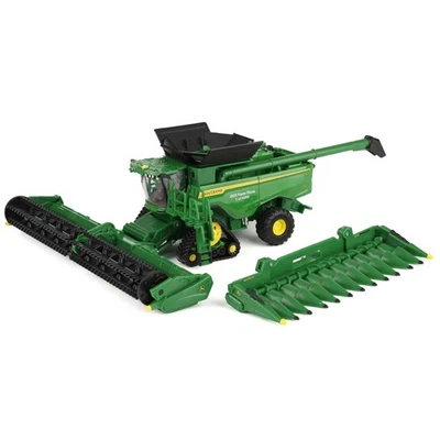 ERTL 1/64 John Deere S7 900 Combine with Corn & Grain Heads 2025 Farm Show 45970 - Image 1 of 4