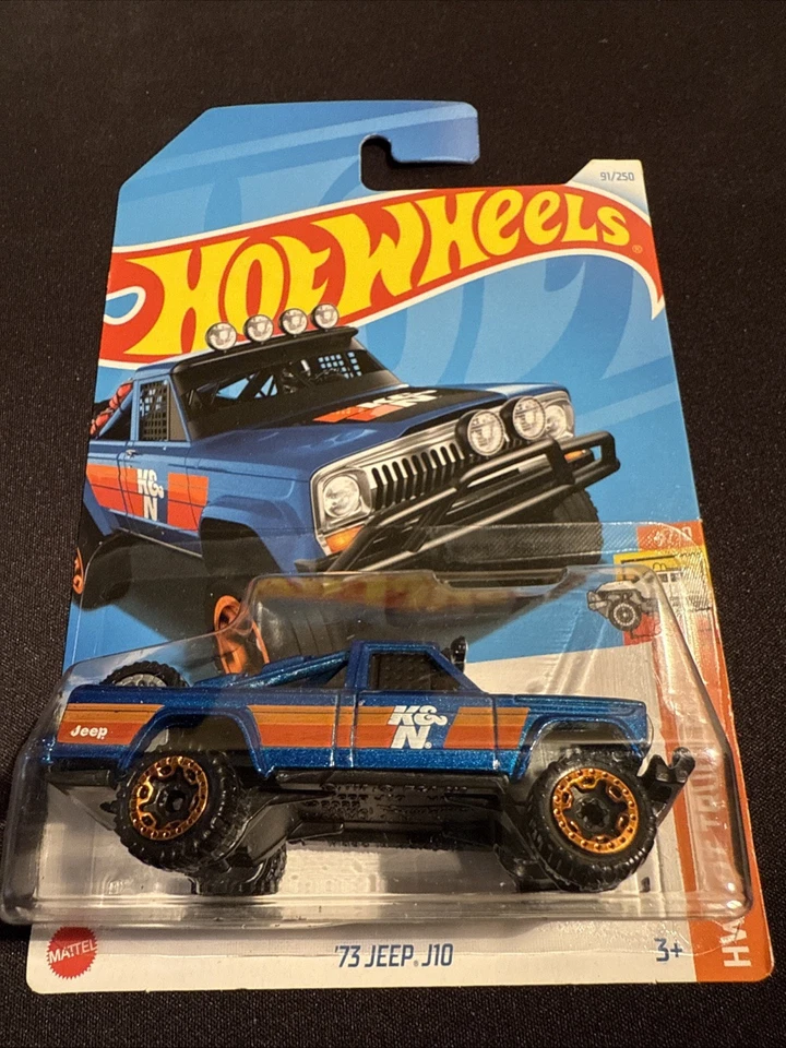 Jeep J10 73 Hot Wheels 2022 azul 91/250 HW Hot Trucks 4/10 Foto 1 de 1