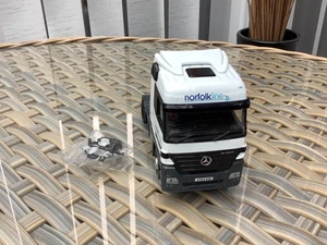 CORGI MODEL 1:50 - NORFOLK LINE MERCEDES ACTROS - Picture 1 of 4