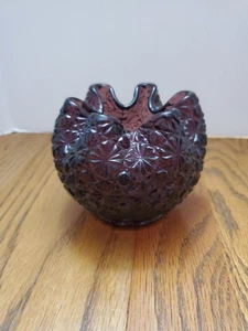 Vintage Amethyst Daisy and Button Crimped Glass Rose Bowl EUC - Picture 1 of 9