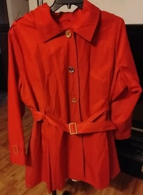 Michael Kors MUJER 2X GABARDINA ROJA IMPERMEABLE CON CAPUCHA DESMONTABLE NUEVO SIN ETIQUETAS  Foto 1 de 4