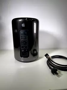 Apple Mac Pro 3.5 GHz 6-Core Intel Xeon E5 32GB RAM Computer - Picture 1 of 6