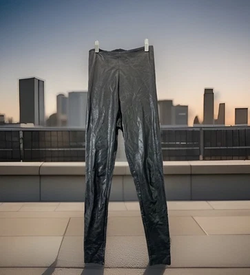 🔥 Commando • Faux Leather Cropped Legging Black Pants • Women’s Size M - Image 1 of 4