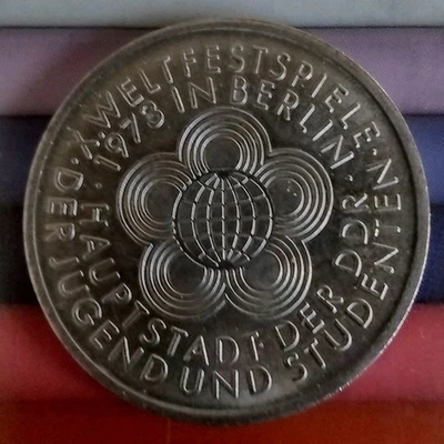 1973 East German DDR 10 Mark Coin-10th World Festival of Youth  N-177 Foto 1 de 2