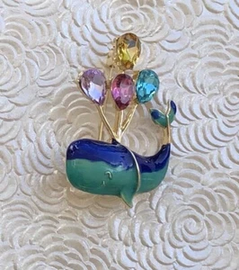 Vintage style Whale brooch Pendant enamel on silver tone metal - Picture 1 of 4